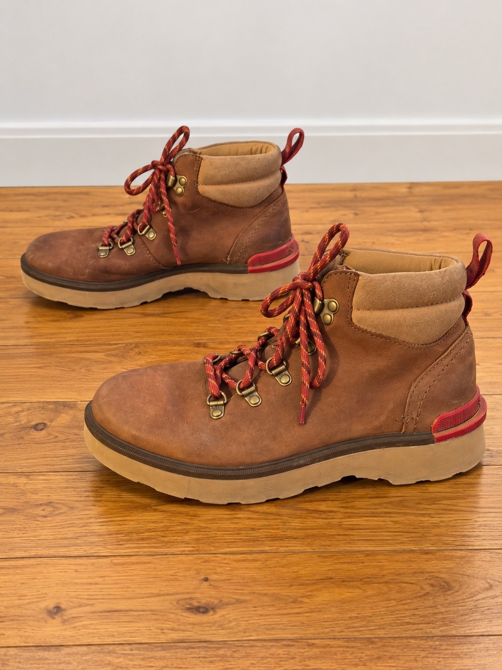 SOREL Women’s Brown Leather Lace Up Ankle Boots Size 8